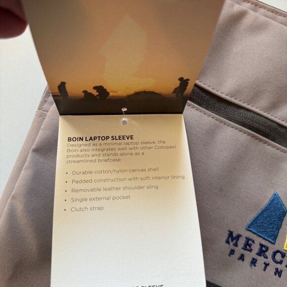 NWT Cotopaxi Chuspa Beige Messenger Laptop Travel Bag.Wiht LOGO. - Picture 6 of 6